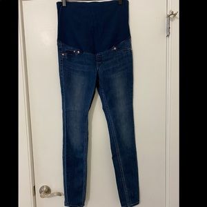 Super skinny maternity jeans